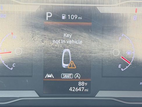 Certified 2023 Hyundai Tucson SEL w/ Cargo Package FWD image 16
