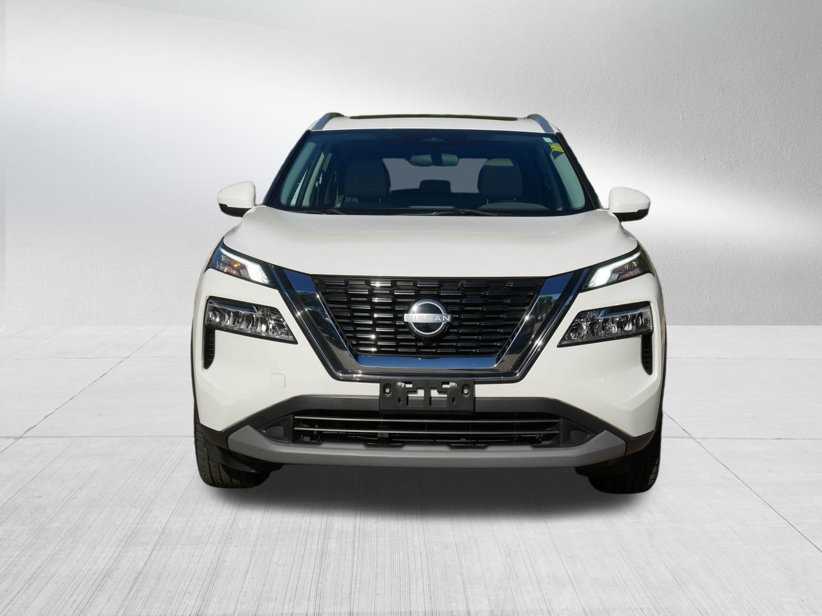 Certified 2023 Nissan Rogue SV w/ SV Premium Package AWD/4WD image 2
