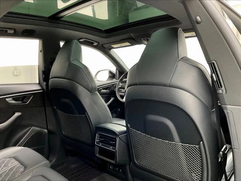 Used 2023 Audi SQ8 Premium Plus AWD/4WD image 45