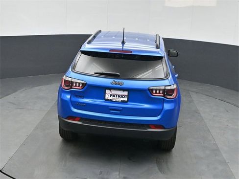 New 2026 Jeep Compass Latitude image 32