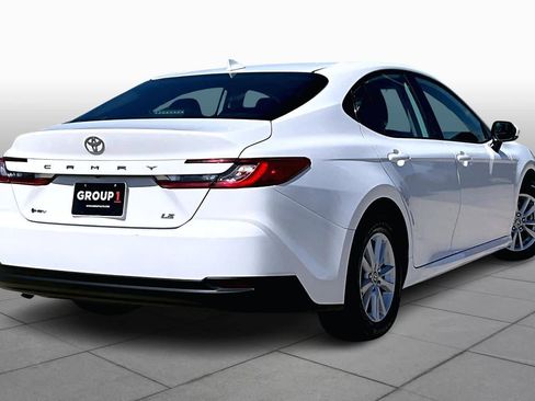 Used 2025 Toyota Camry LE FWD image 13