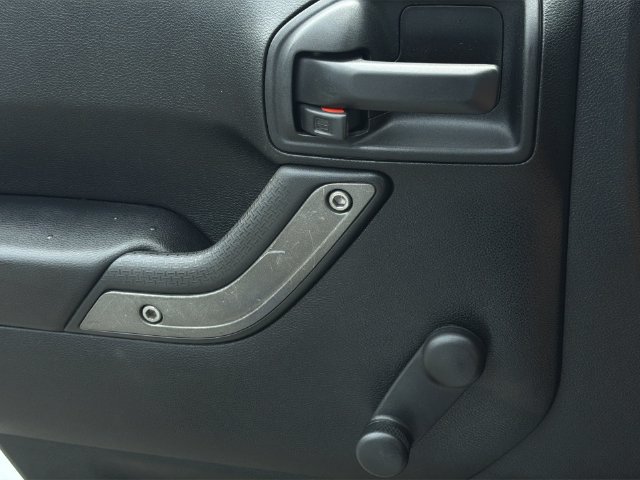 Used 2017 Jeep Wrangler Sport AWD/4WD image 31