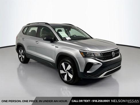 Used 2024 Volkswagen Taos S AWD/4WD image 3