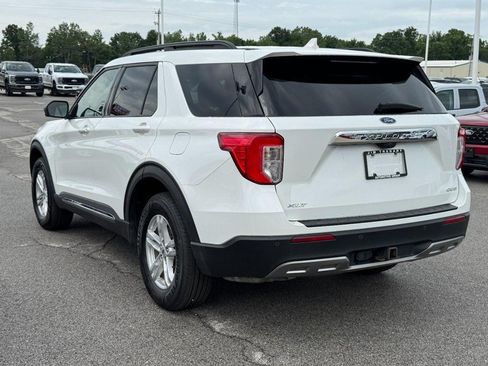 Used 2023 Ford Explorer XLT w/ Equipment Group 202A AWD/4WD image 6