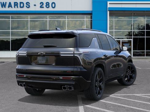 New 2026 Chevrolet Traverse RS w/ LPO, Floor Liner Package image 4