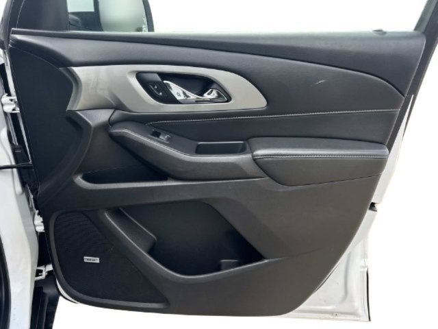 Used 2021 Chevrolet Traverse RS FWD image 17