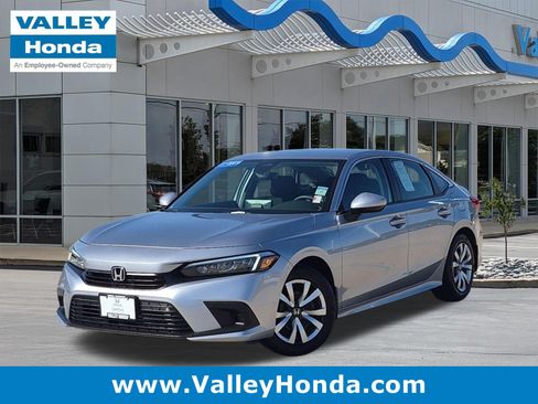 Used 2023 Honda Civic LX image 1