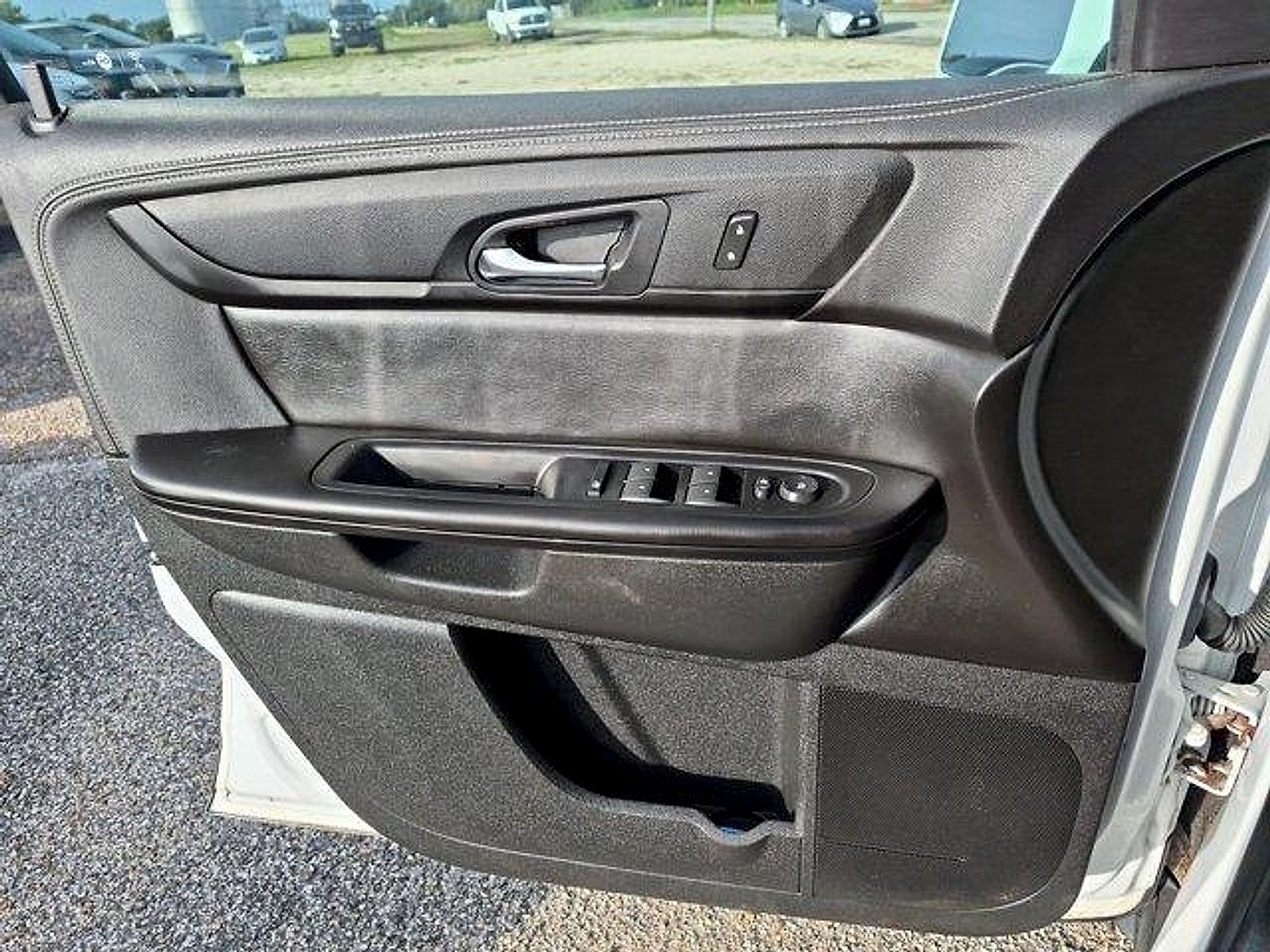 Used 2017 Chevrolet Traverse LT w/ Style and Technology Package FWD image 20