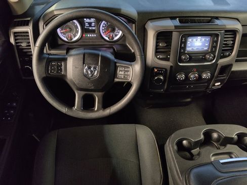 Used 2021 RAM 1500 Tradesman w/ Tradesman SXT Package RWD image 22