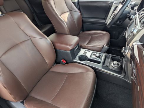 Used 2016 Toyota 4Runner Limited image 8