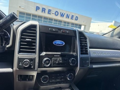 Used 2021 Ford F250 Lariat w/ Lariat Value Package AWD/4WD image 10