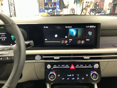 Certified 2025 Hyundai Tucson SEL image 19