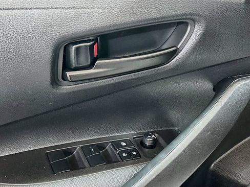 Used 2025 Toyota Corolla LE FWD image 15