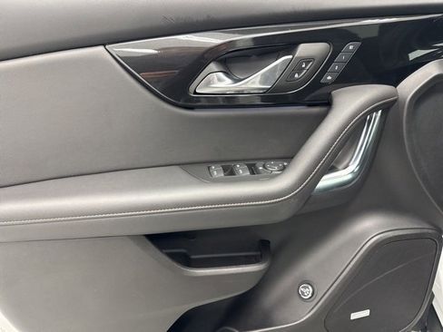 Used 2024 Chevrolet Blazer Premier w/ Driver Confidence II Package image 9