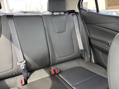 Used 2025 Buick Encore GX Preferred image 36