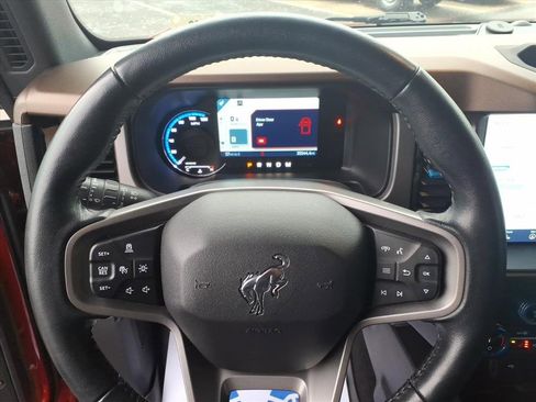 Used 2023 Ford Bronco Outer Banks w/ Sasquatch Package image 20