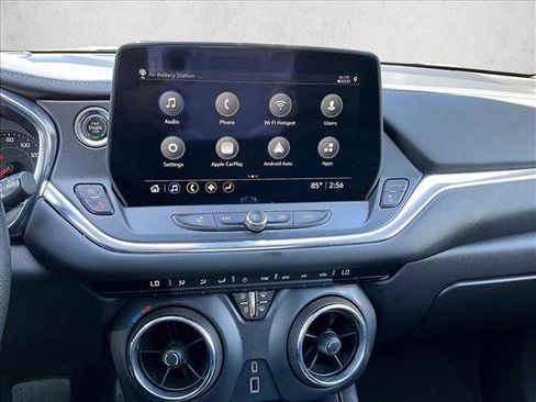 Used 2023 Chevrolet Blazer LT FWD image 24