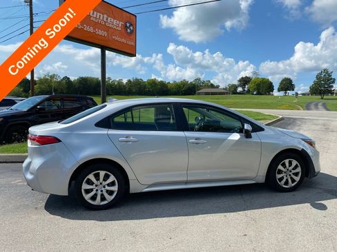 Used 2023 Toyota Corolla LE FWD image 13