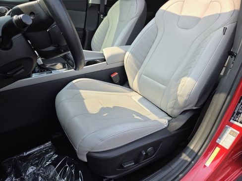 Used 2022 Hyundai Elantra Limited w/ Cargo Package FWD image 30
