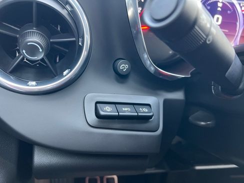 Used 2019 Chevrolet Camaro SS image 36