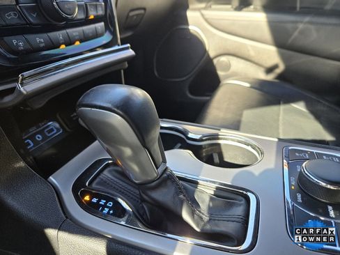 Used 2019 Jeep Grand Cherokee High Altitude image 31