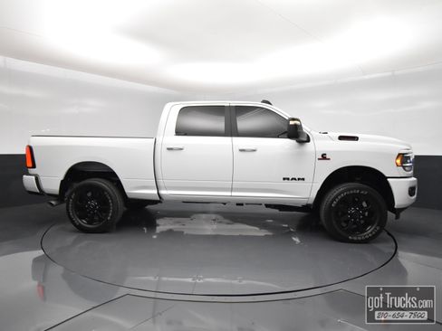 Used 2024 RAM 2500 Big Horn w/ Night Edition AWD/4WD image 50