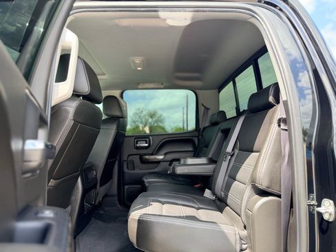 Used 2016 GMC Sierra 2500 Denali w/ Duramax Plus Package AWD/4WD image 15