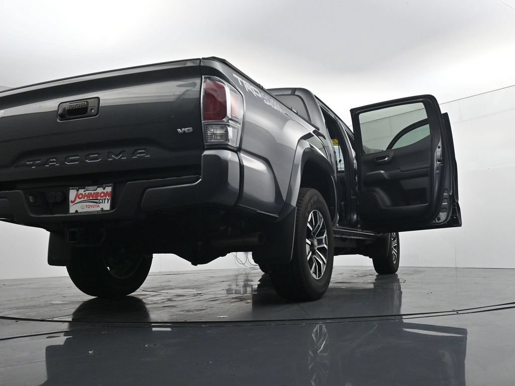 Used 2023 Toyota Tacoma TRD Sport AWD/4WD image 41