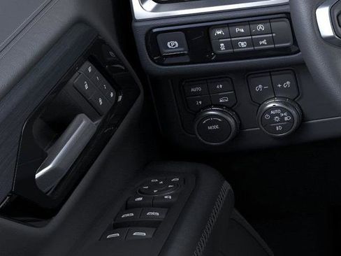 New 2026 GMC Yukon Denali image 22