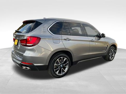 Used 2018 BMW X5 xDrive40e image 10