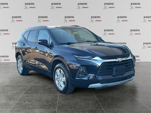 Used 2020 Chevrolet Blazer LT image 1