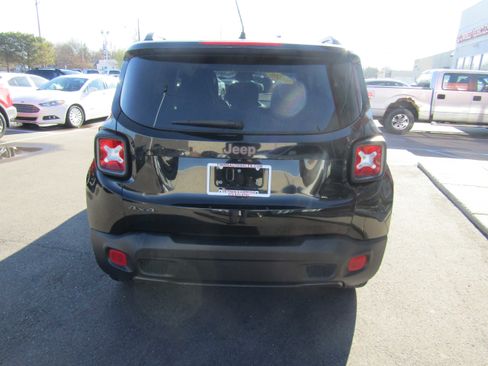 Used 2016 Jeep Renegade 75th Anniversary image 6
