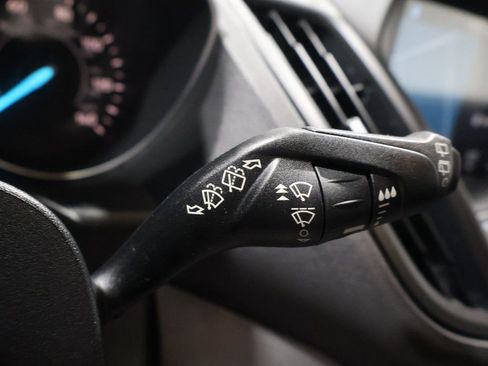 Used 2017 Ford Escape SE w/ SE Leather Comfort Package image 30