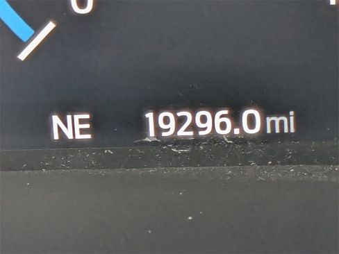 Used 2022 Ford F150 Lariat w/ Equipment Group 501A Mid image 31