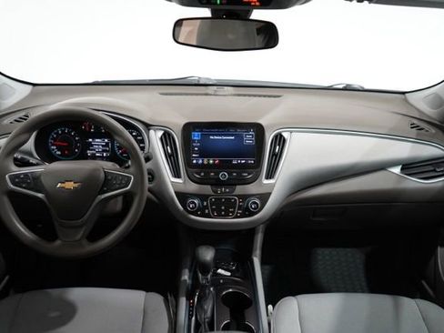 Used 2022 Chevrolet Malibu LT image 13