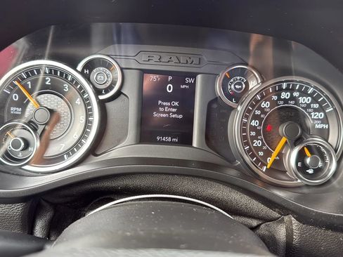 Used 2019 RAM 1500 Big Horn AWD/4WD image 15