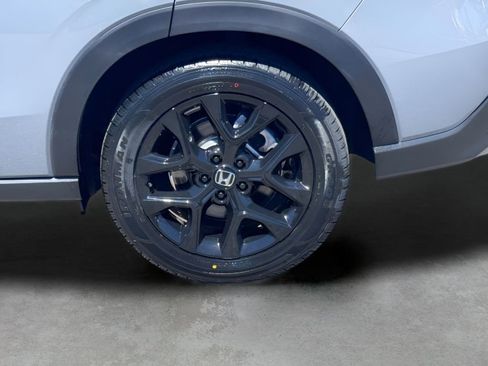 Used 2025 Honda HR-V Sport image 11