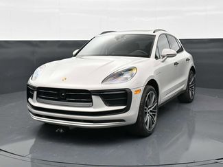 New 2026 Porsche Macan AWD/4WD video 1