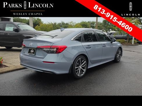 Used 2024 Honda Civic Touring image 4