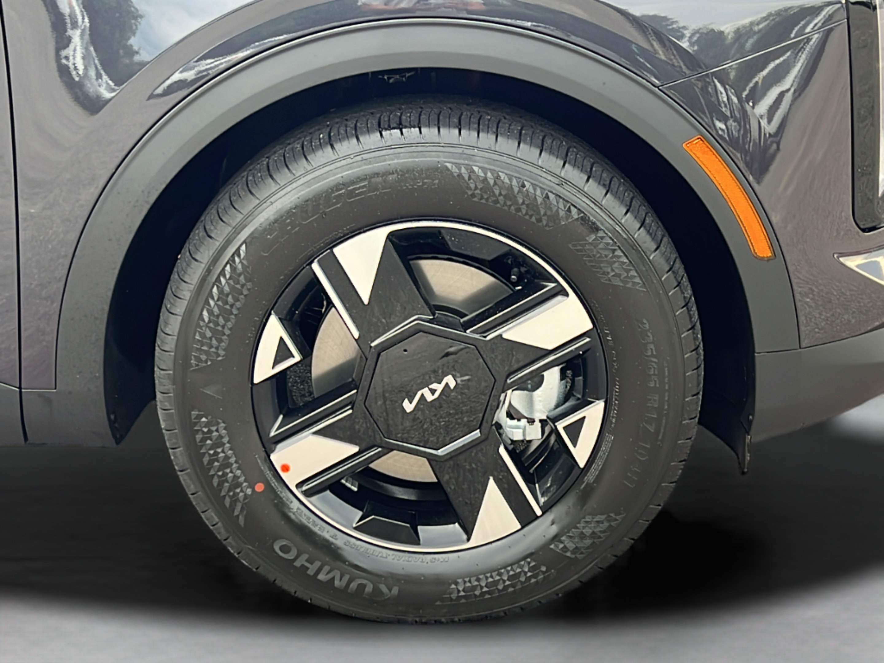 New 2027 Kia Sportage LX FWD image 24