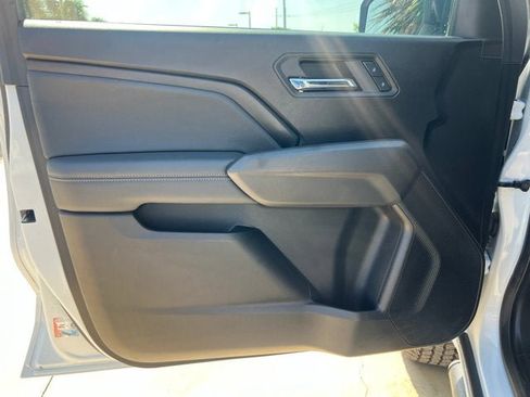 Used 2025 GMC Canyon Elevation w/ Convenience Package RWD image 16