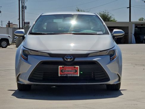 Used 2024 Toyota Corolla LE FWD image 8