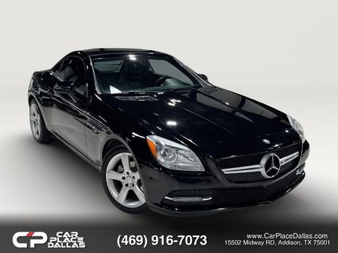 Used 2015 Mercedes-Benz SLK 250 w/ Premium Package image 1