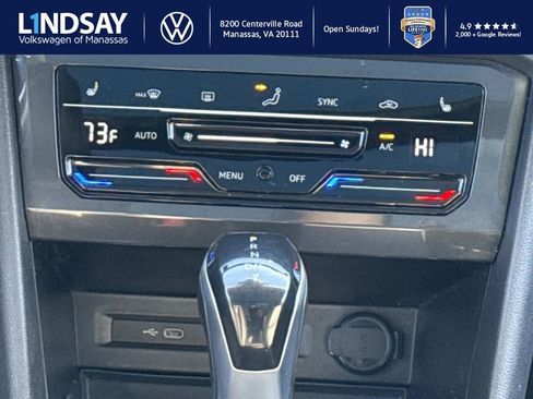 Used 2022 Volkswagen Tiguan SE image 15