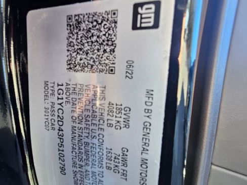 Used 2023 Chevrolet Corvette Stingray Premium Cpe w/ Z51 Performance Package image 12