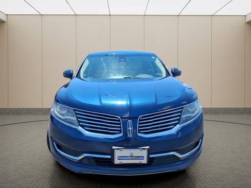 Used 2017 Lincoln MKX Select w/ MKX Climate Package AWD/4WD image 3