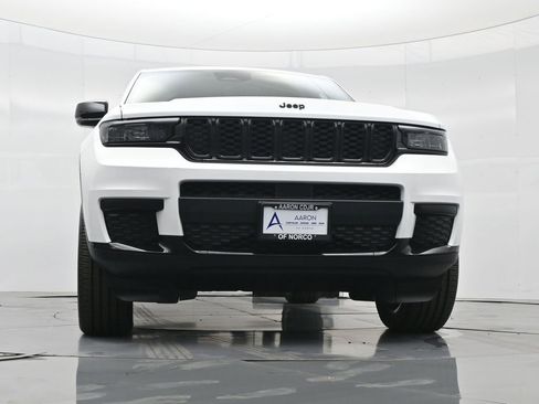 New 2025 Jeep Grand Cherokee L Altitude image 45