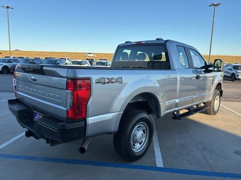 Used 2022 Ford F250 XL image 6