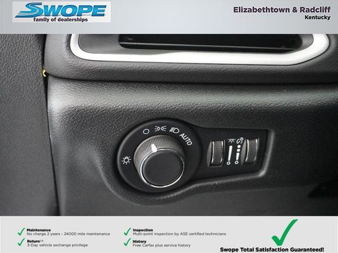 New 2026 Chrysler Voyager LX image 16