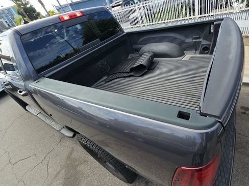 Used 2018 RAM 1500 Sport w/ Quick Order Package 26Q Night AWD/4WD image 4